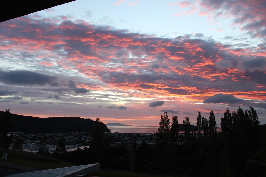 Stunning Views Bed, Breakfast & Health Retreat Bed & Breakfast ฟางามาตา ภายนอก รูปภาพ